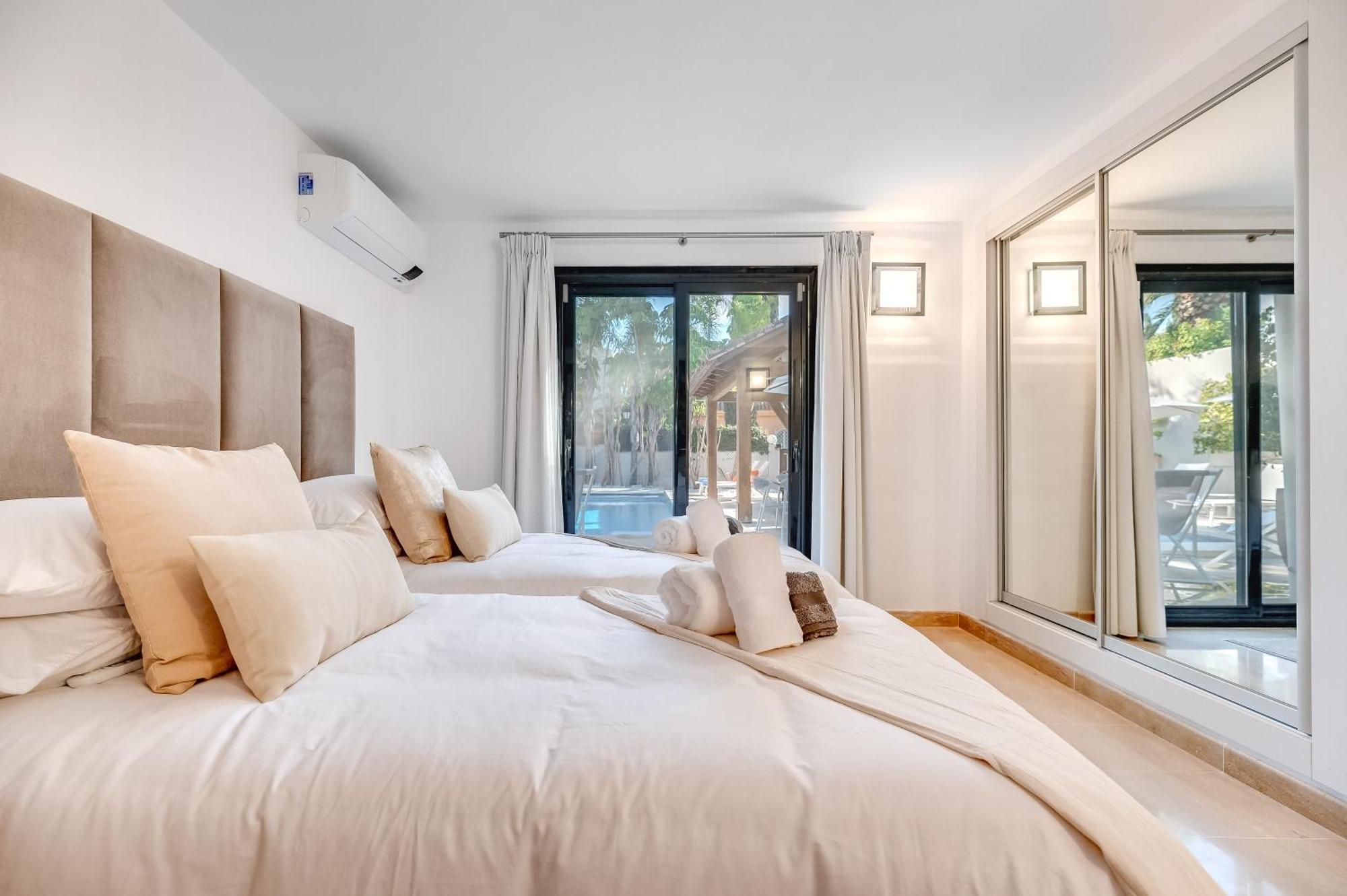 Vacation Marbella I Villa La Cabane, Prestige, Heated Pool, 300M To The Beach Exterior foto