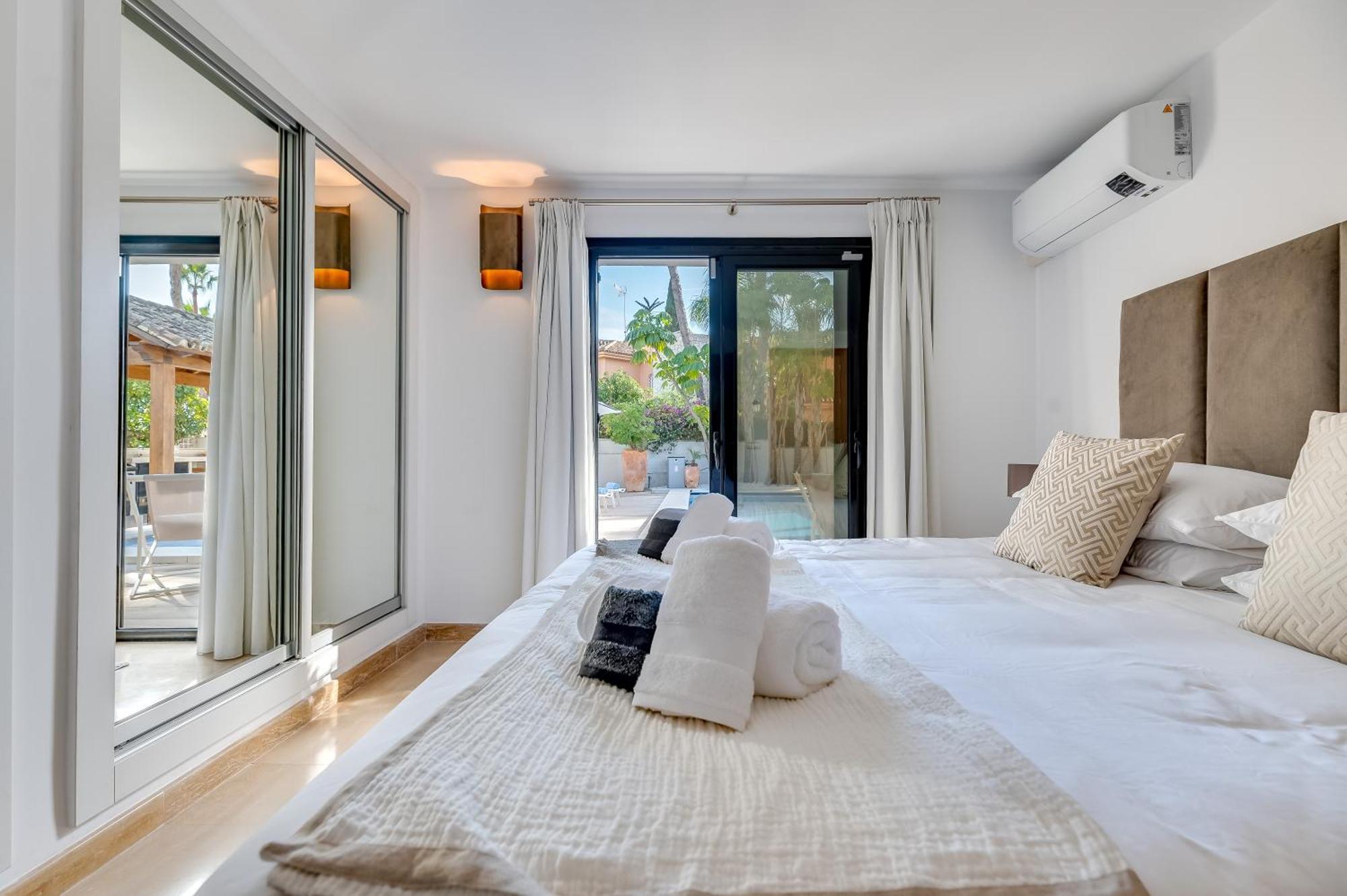 Vacation Marbella I Villa La Cabane, Prestige, Heated Pool, 300M To The Beach Exterior foto